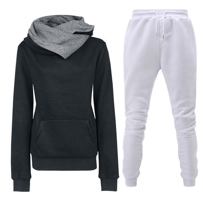Women's Plush Hooded Sportswear Suit – Two-Piece Set with Pockets